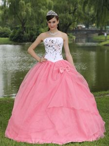 Pink and White Embroidery Strapless Quince Dresses with Bow