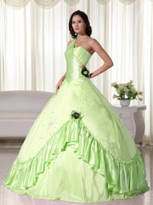 Flowery One Shoulder Flouncing Quinceanera Gowns in Bud Green