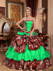 Green Leopard Print Sweet Sixteen Quinceanera Dresses with Pick-ups