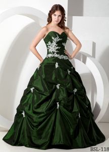 Dark Green Quinceanera Dresses with Appliques and Pick-ups