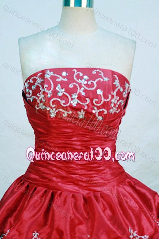 2014 Elegant Ball Gown Strapless Red Taffeta Appliques And Pick-ups Quinceanera Dress