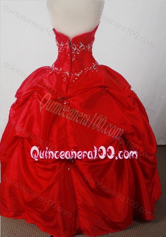 Beautiful Ball Gown Beading and Pick-ups Red Quinceanera Dresses