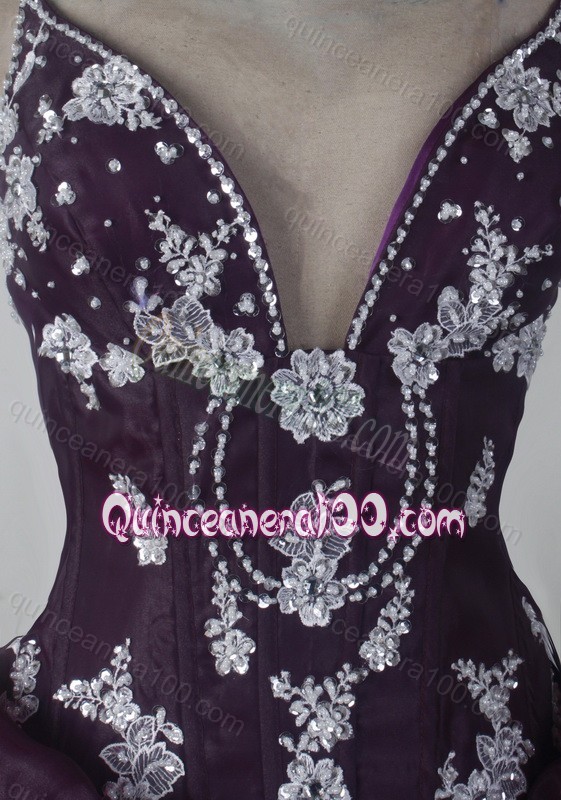 Modest Beading and Appliques Ball Gown Spaghetti Straps Quinceanera Dresses in Dark Purple