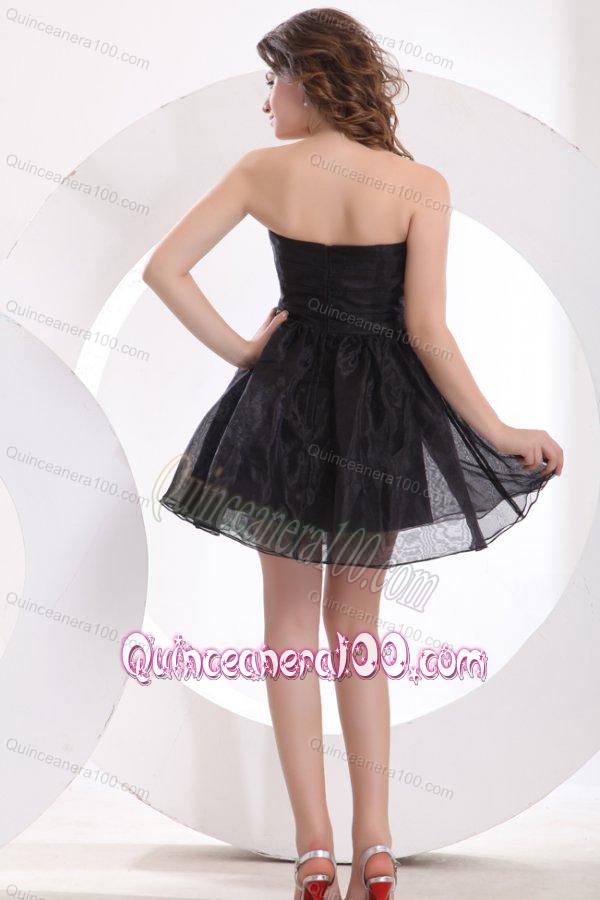 A-line Strapless Black Organza Knee-length Dama Dress for Quinceanera