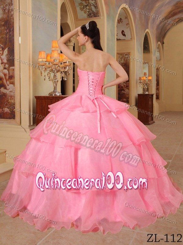 Sweetheart Beading Ruffles Sweet Sixteen Dresses in Rose Pink