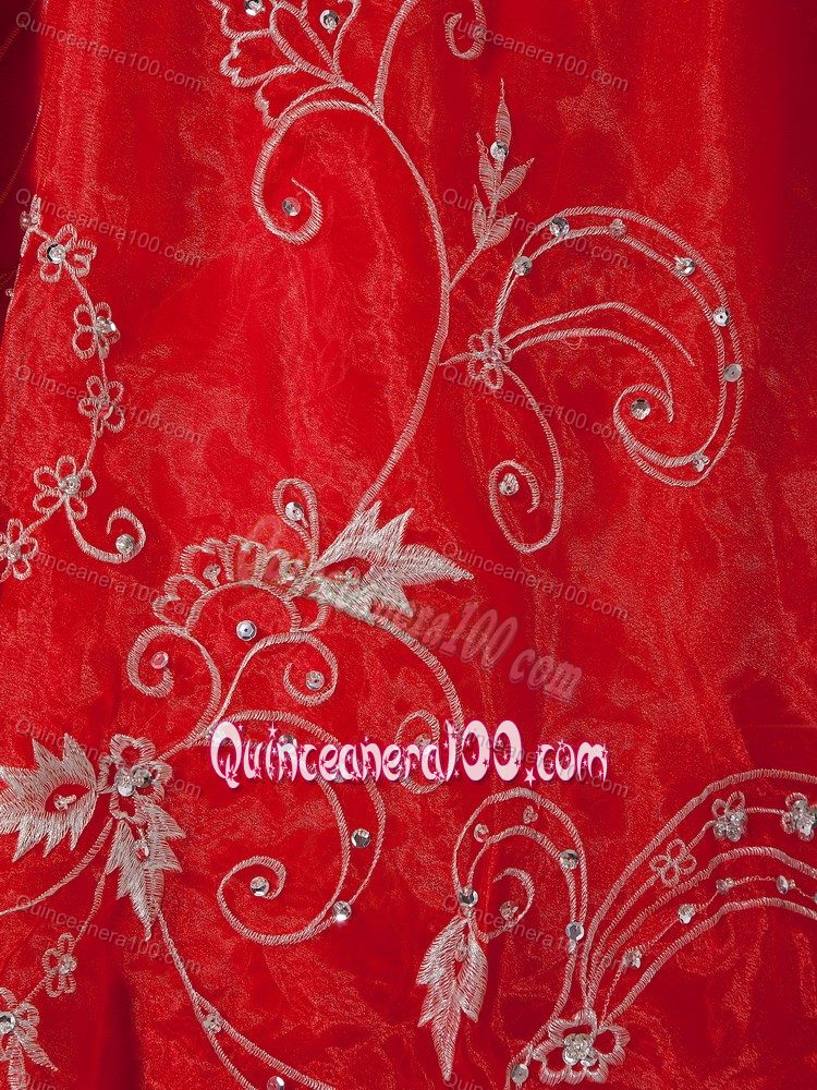 Beautiful Red Strapless Embroidery Quinceanera Gowns in Organza