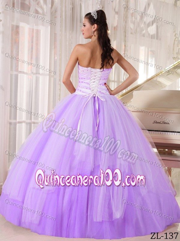 Elegant Sweetheart Appliques Lavender Quinceanera Gowns in Tulle