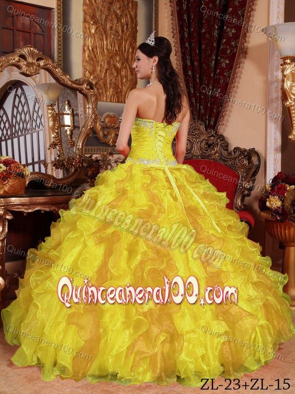 Yellow Sweetheart Beading Appliques Sweet 15 Dresses with Ruffles