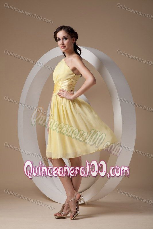 One Shoulder Light Yellow Dama Dress with Ruches in Chiffon