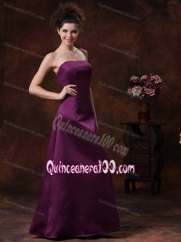 Strapless Column Taffeta Dama Dress in Purple with Ruffles
