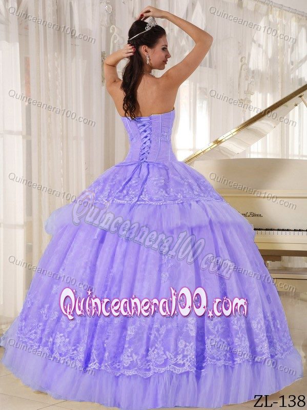 Lilac Sweetheart Appliques Ruffles Quinceanera Gown Dress in Style