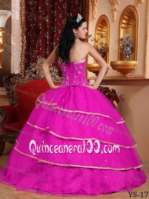 Fashionable Sweetheart Beading Quinces Dresses with Embroidery