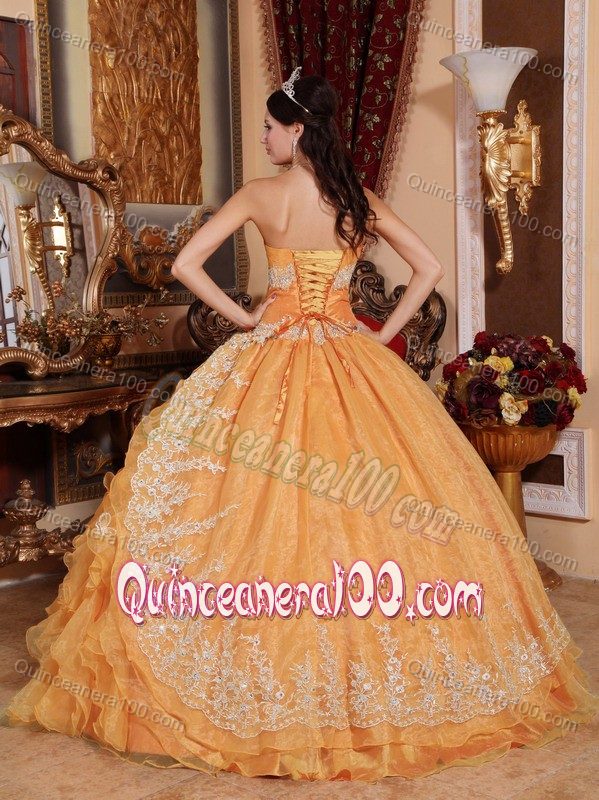 Orange Sweetheart Quinceanera Dresses with Ruffles and Appliques