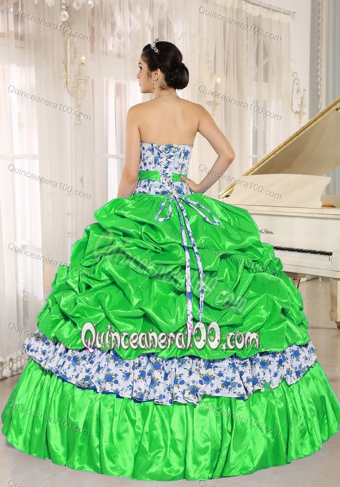 Excellent Sweetheart Printing and Pick-ups Ruffled Quinces Dresses