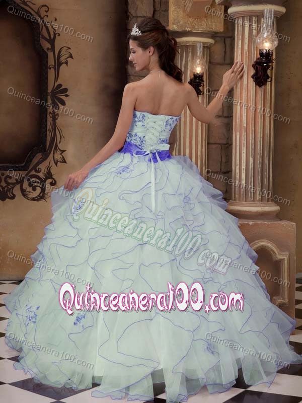 Dressy White Ball Gown Embroidery Sweet 15 Dresses with Ruffles