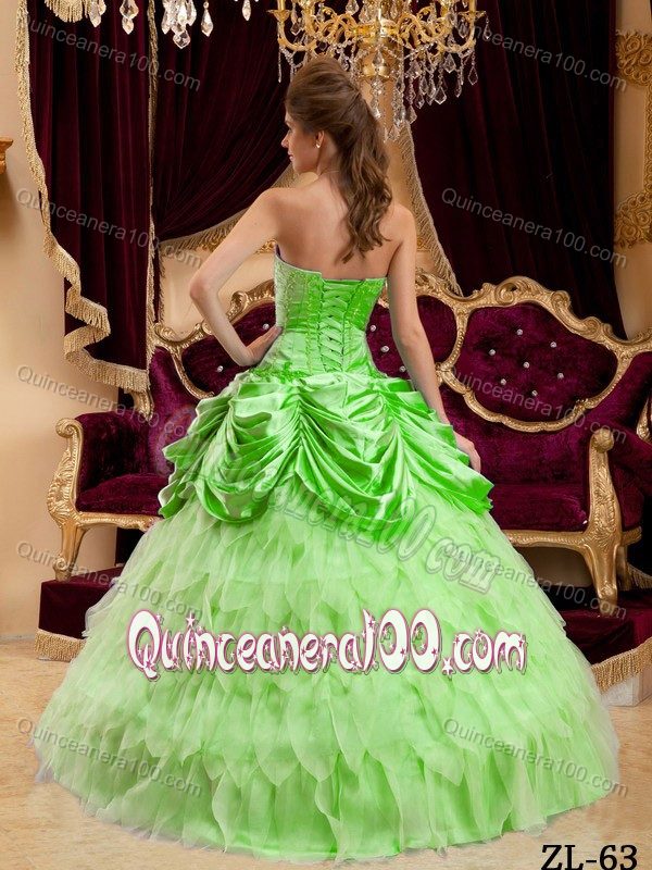 Spring Green Ball Gown Strapless Ruffled Quinceanera Dresses