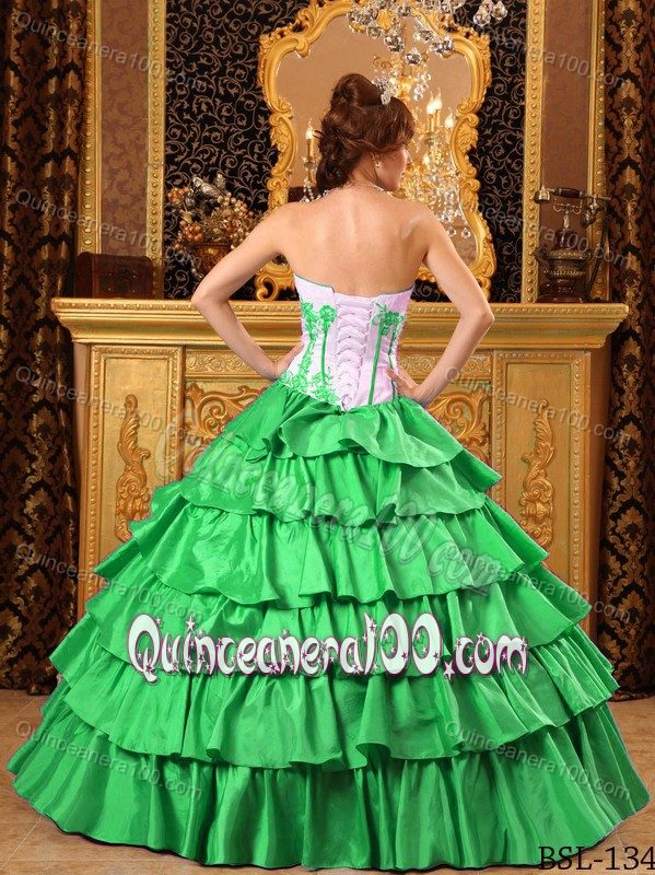 Discount Appliqued Ruffled White and Green Dresses for Quince