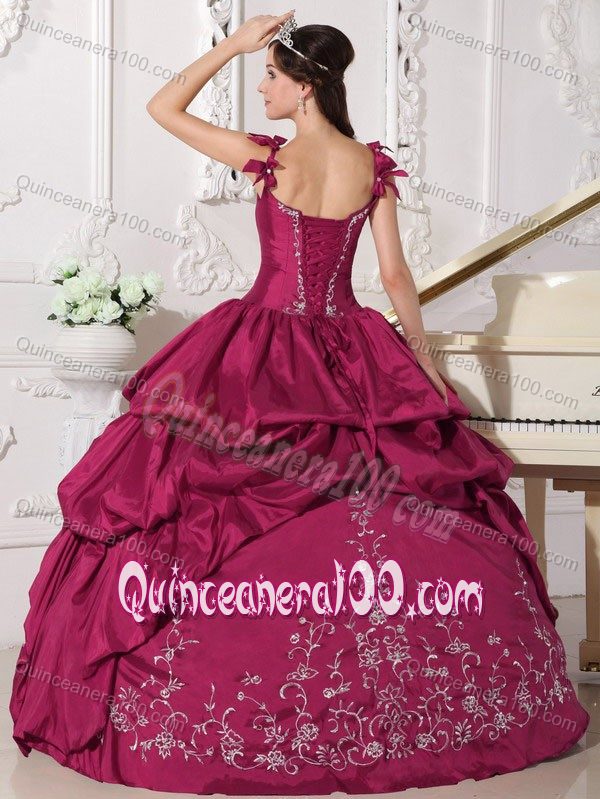 Exquisite Strapless Embroidery Dresses Quinceanera with Pick-ups