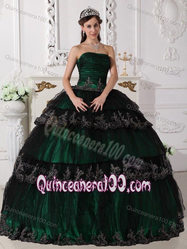 Dark Green Strapless Dresses for Quince with Appliques in Fashion