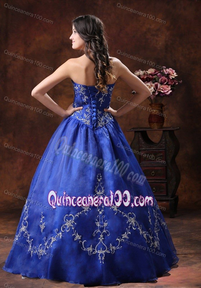 A-line Halter Quinceanera Gowns With Embroidery and Lace Up Back