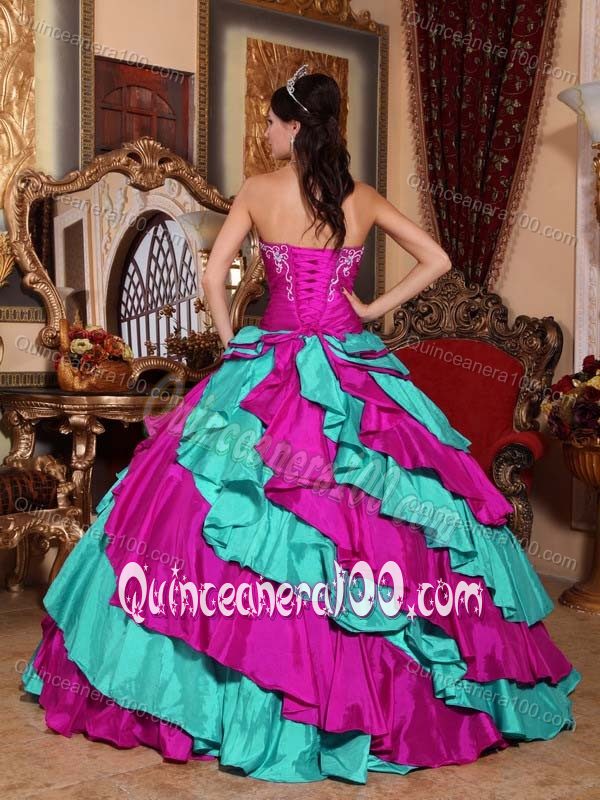 Custom Made Multi-colored Dresses Quinceanera with Embroidery