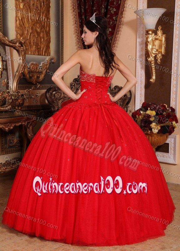 Tulle Red Quinceanera Gowns with Appliques and Beading in Fashion