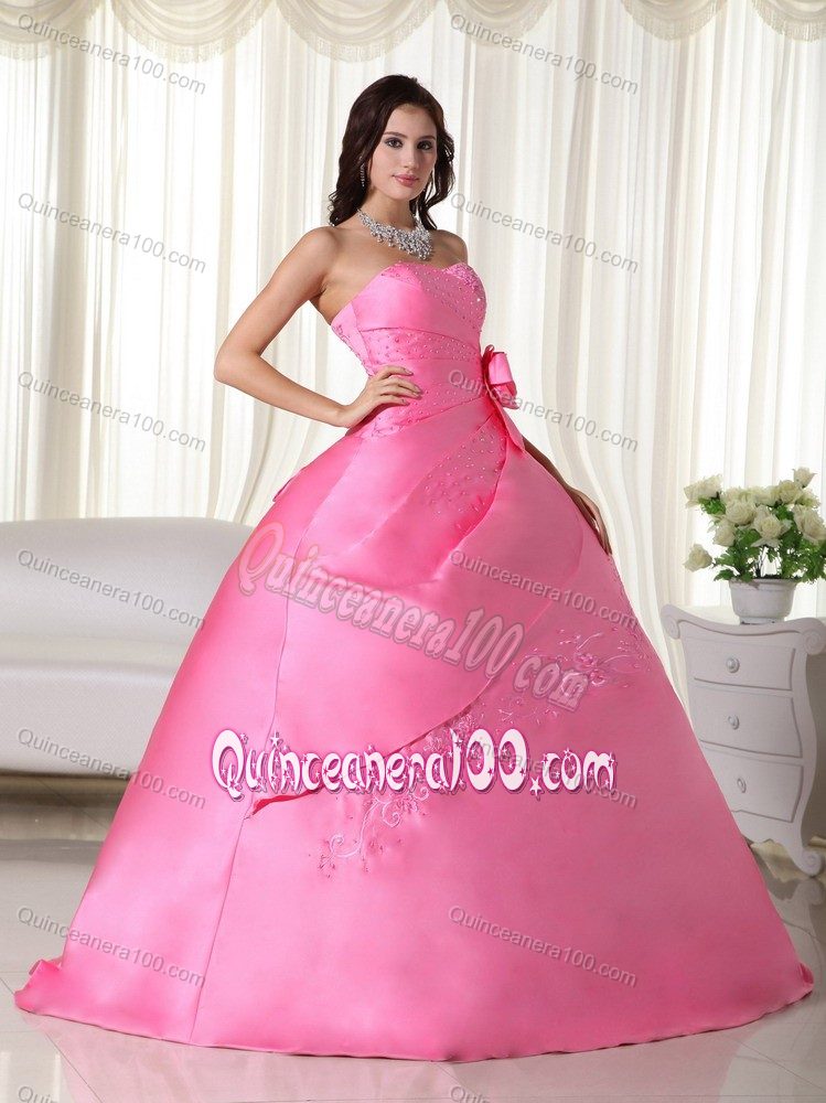Embroidery Pink Dress for Sweet 16 with Hand Made Flowers