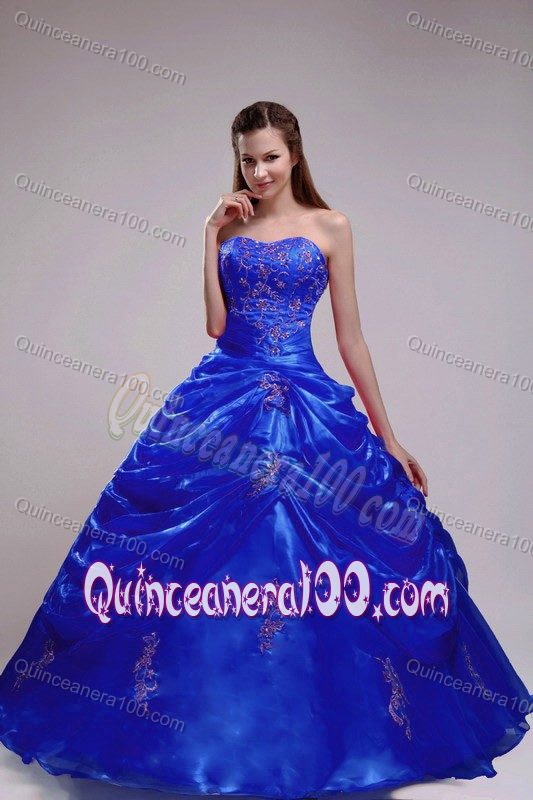 Royal Blue Embroidery Quinceanera Dresses with Pick-ups