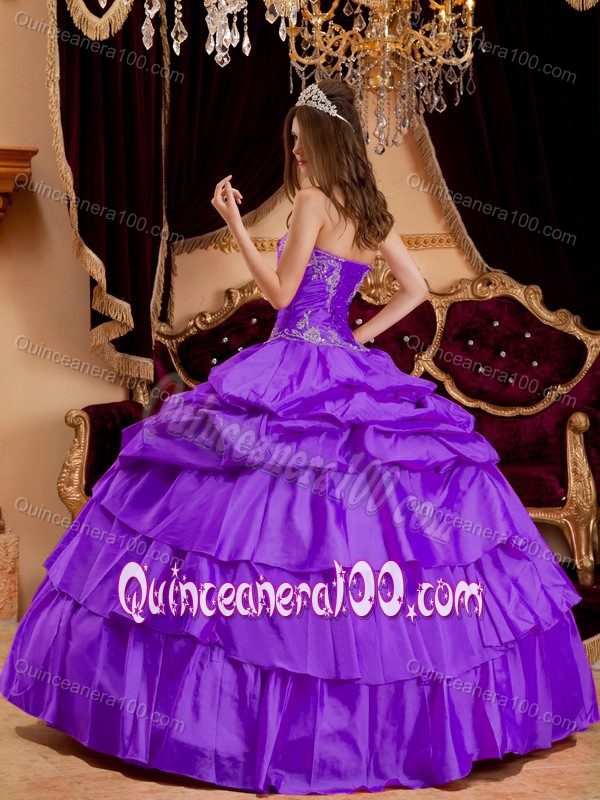 Light Purple Muti-tiered Appliqued Dress Quince with Pick-ups