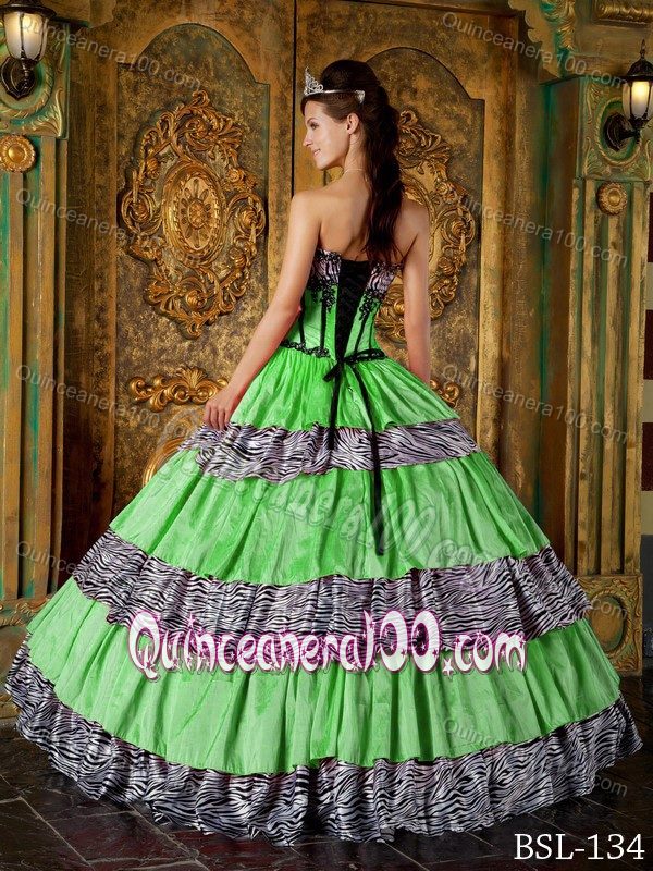 Spring Green Quinceanera Dresses with Appliques and Zebra Print