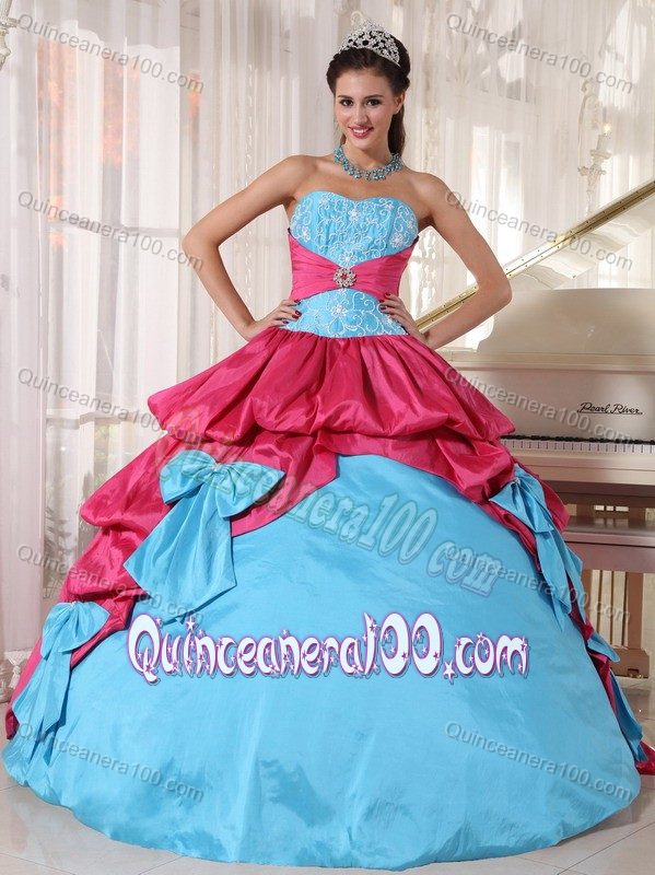 Bowknots Blue and Pink Quinceanera Dress Embroidery Pickups