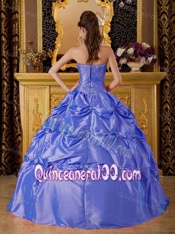 Lilac Taffeta Halter Top Quinceanera Dress with Embroidery Beading