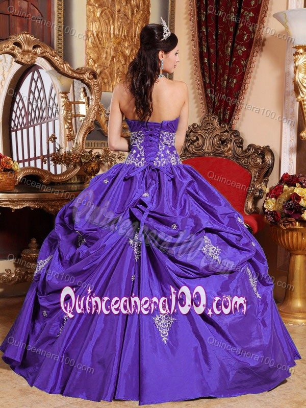 Purple Strapless Sweet Sixteen Quinceanera Dresses with Appliques