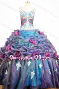 Romantic Straps Ball Gown Quinceanera Dresses With Appliques and Pick-ups