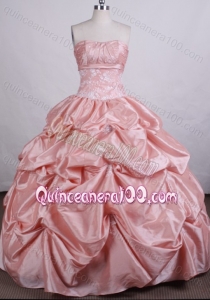 Exquisite Pink Strapless Appliques And Beading Quinceanera Dresses With Pick-ups