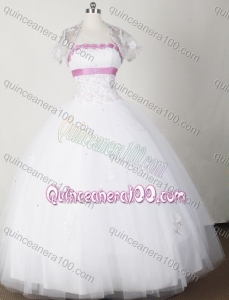 Beautiful White Ball Gown Strapless Beaded Decorate Quinceanera Dress