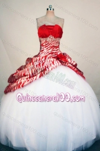 Fashionable Ball Gown Strapless Red And White Quinceanera Dresses with Beading