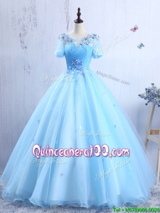 Latest Short Sleeves Scoop Quinceanera Gown with Appliques and Ruching