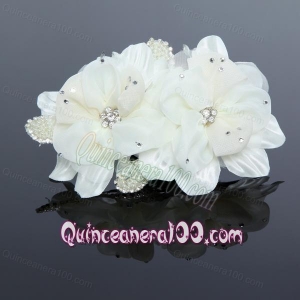 Pretty White Tulle Imitation and Pearls Hair Fl