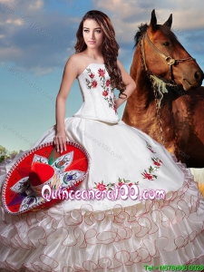 Western Theme Lovely Embroideried and Ruffled Layers Strapless Organza Quinceanera Dress in White