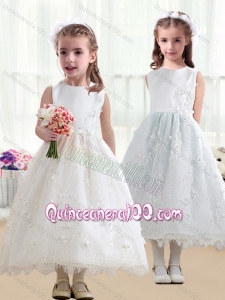 Pretty Scoop A Line White Flower Girl Dresses in Lace