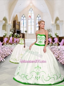 Beautiful Embroidery White and Spring Green Princesita Dress for 2015 Spring