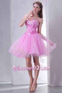 Sweetheart Rose Pink Short Organza Mini-length Dama Dress for Quinceanera with Appliques