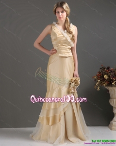 Cheap Champagne Long Dama Dresses with Ruffles and Hand Made Flower
