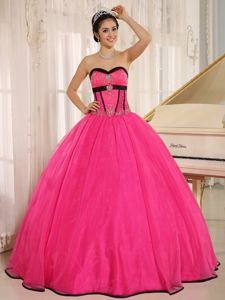 Black Boning Details Hot Pink Qunceanera Dress with Beaded Decor