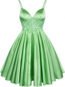 Luxury A-line Quinceanera Court Dresses Green Spaghetti Straps Elastic Woven Satin Sleeveless Knee Length Lace Up
