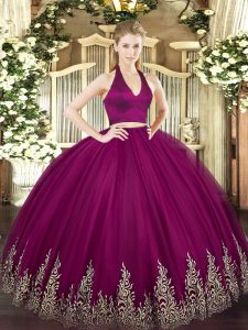 Halter Top Sleeveless Tulle Quinceanera Gowns Appliques Zipper