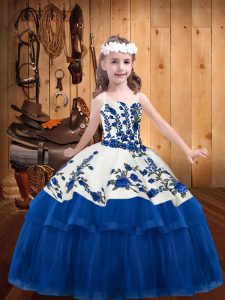 Customized Blue Sleeveless Organza Lace Up Girls Pageant Dresses for Party and Sweet 16 and Quinceanera and Wedding Party