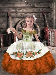 Organza Off The Shoulder Sleeveless Lace Up Beading and Embroidery and Ruffles Little Girls Pageant Gowns in Orange Red