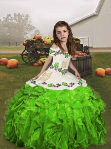 Fashion Spaghetti Straps Sleeveless Child Pageant Dress Floor Length Embroidery and Ruffles Organza